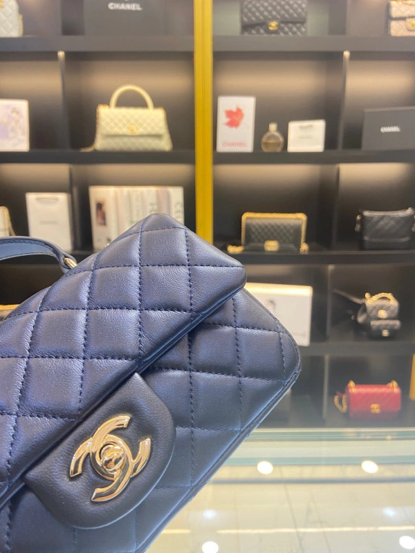 Trendy CHANEL MINI FLAP BAG WITH TOP HANDLE 985 - Image 5