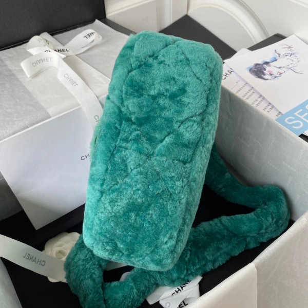 CHANEL FLAP BAG Fashionable 441 - Image 7