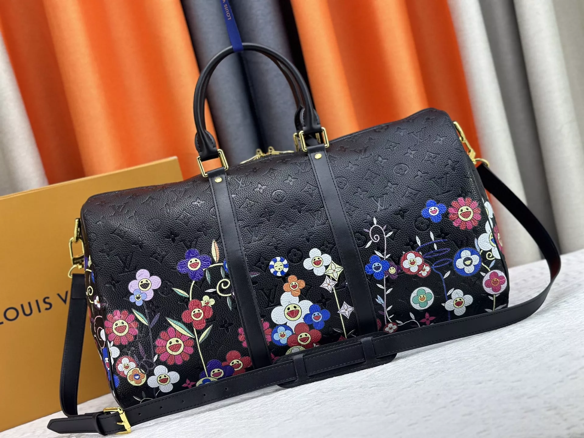 Affordable 9225 Louis Vuitton Travel Bags - Image 4