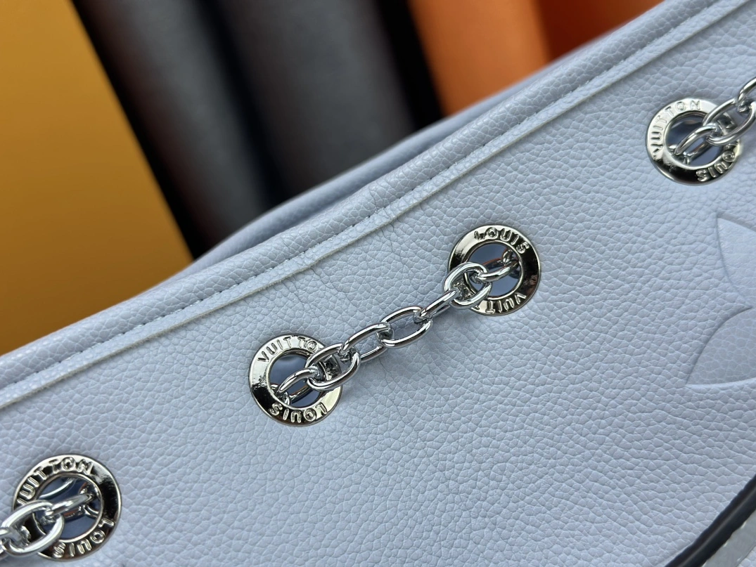 AllSeason 411 Louis Vuitton AAA Quality Shoulder Bags For Women - Image 6