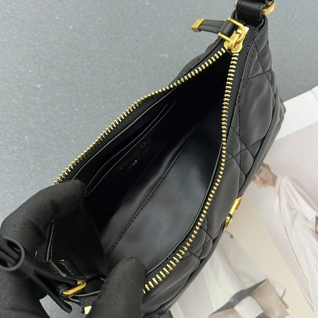 AllSeason 6950 Christian Dior AAA Quality Shoulder Bags For Women - Image 9