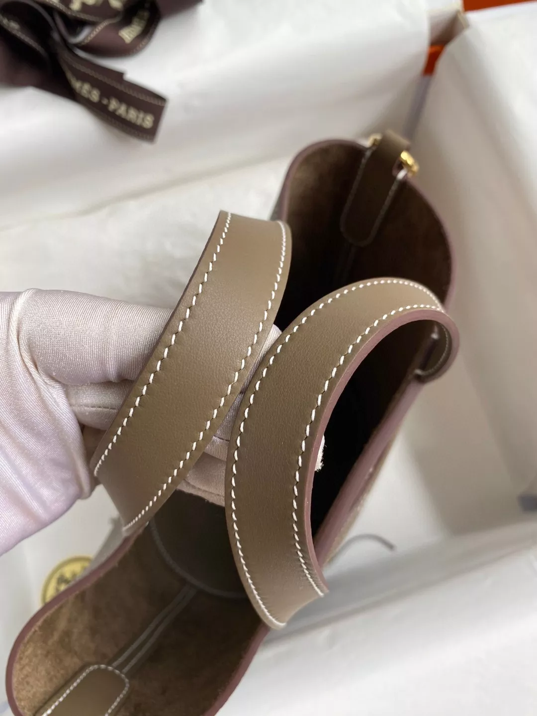 AllSeason 7111 Hermes AAA Quality Handbags In Gold For Women - Image 6