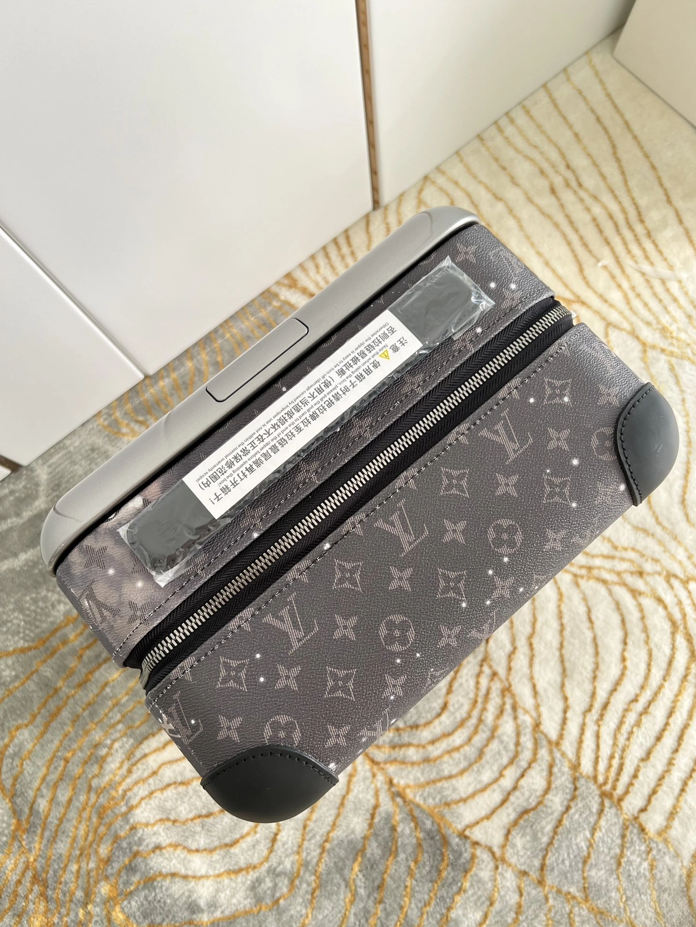 AllSeason 8784 Louis Vuitton Luggage - Image 6