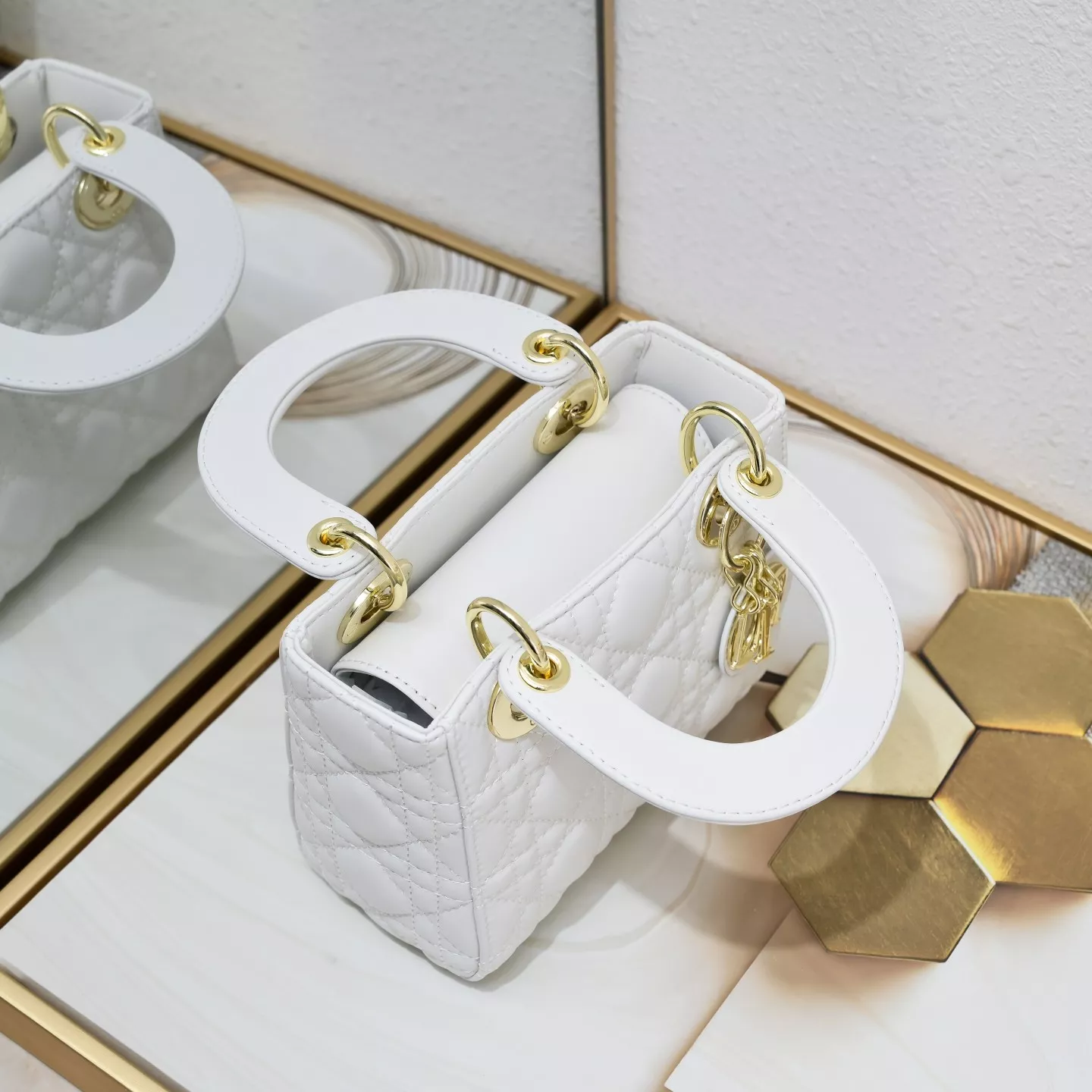 BestValue 6390 Christian Dior AAA Quality Handbags For Women - Image 4