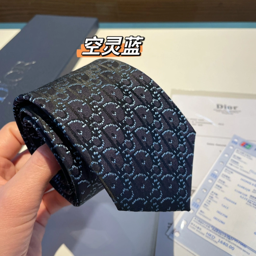 Bold 8553 Christian Dior Necktie For Men - Image 3