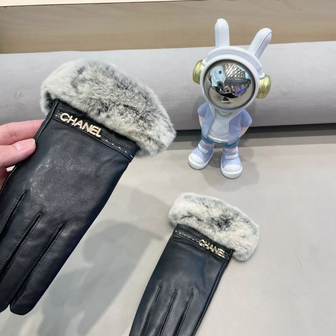 Breathable 905 Chanel Gloves - Image 6