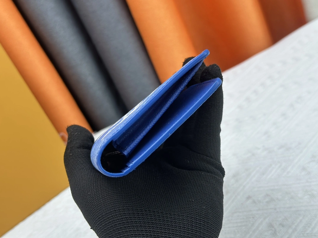 Breathable 9202 Louis Vuitton LV Card Case - Image 4