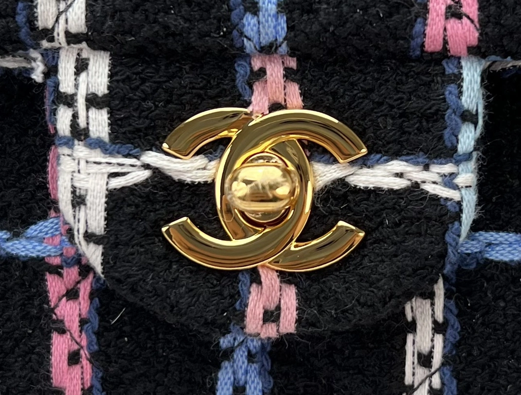 Chanel AAA Quality Messenger Bags For Women Bright 4063 - Image 5