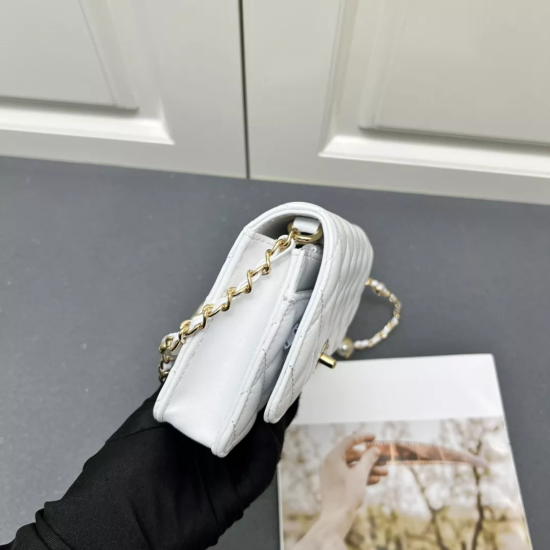 Chanel AAA Quality Messenger Bags For Women EasyMatch 2590 - Image 5