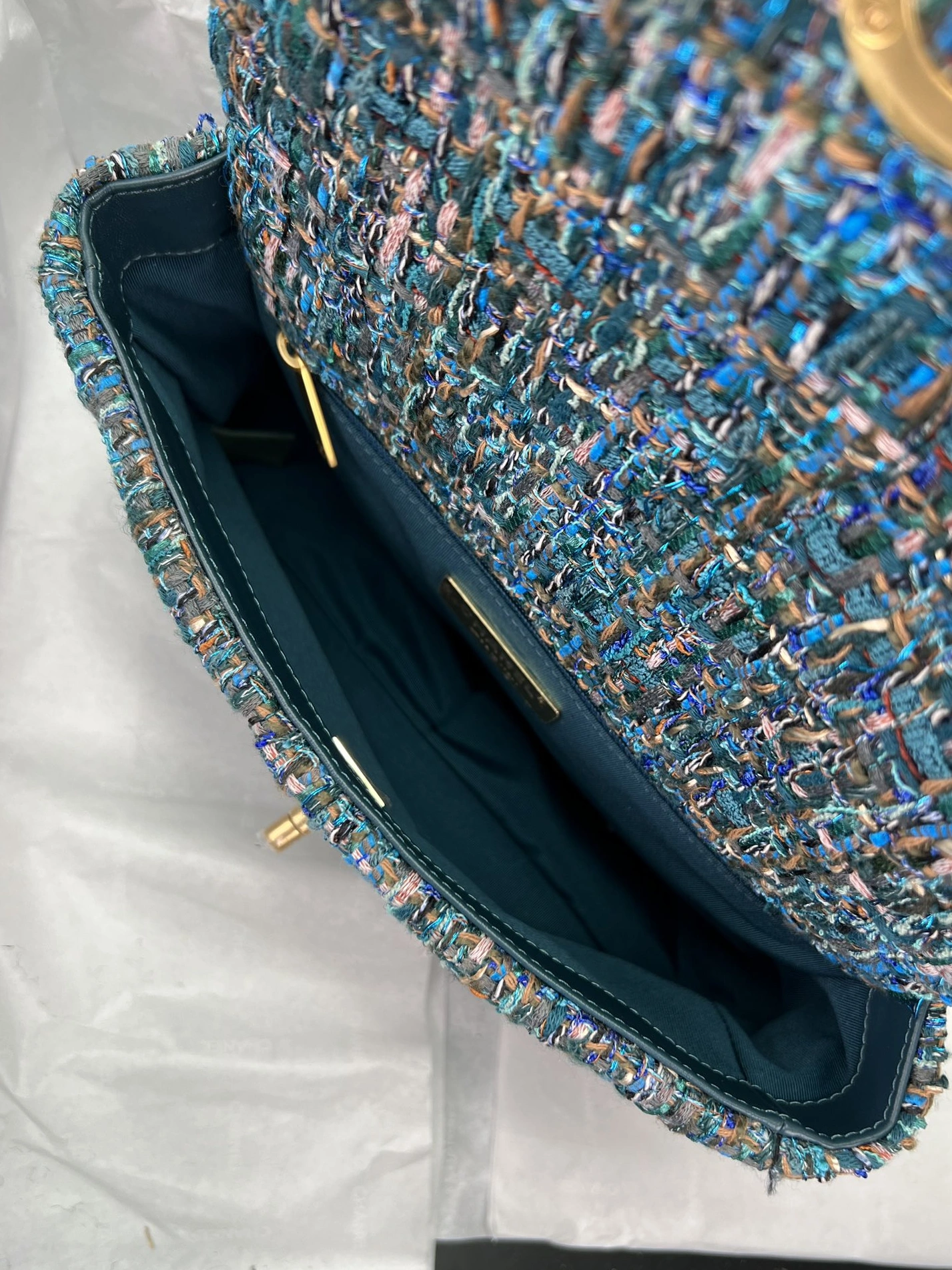 Chanel AAA Quality Messenger Bags For Women Versatile 2413 - Image 6