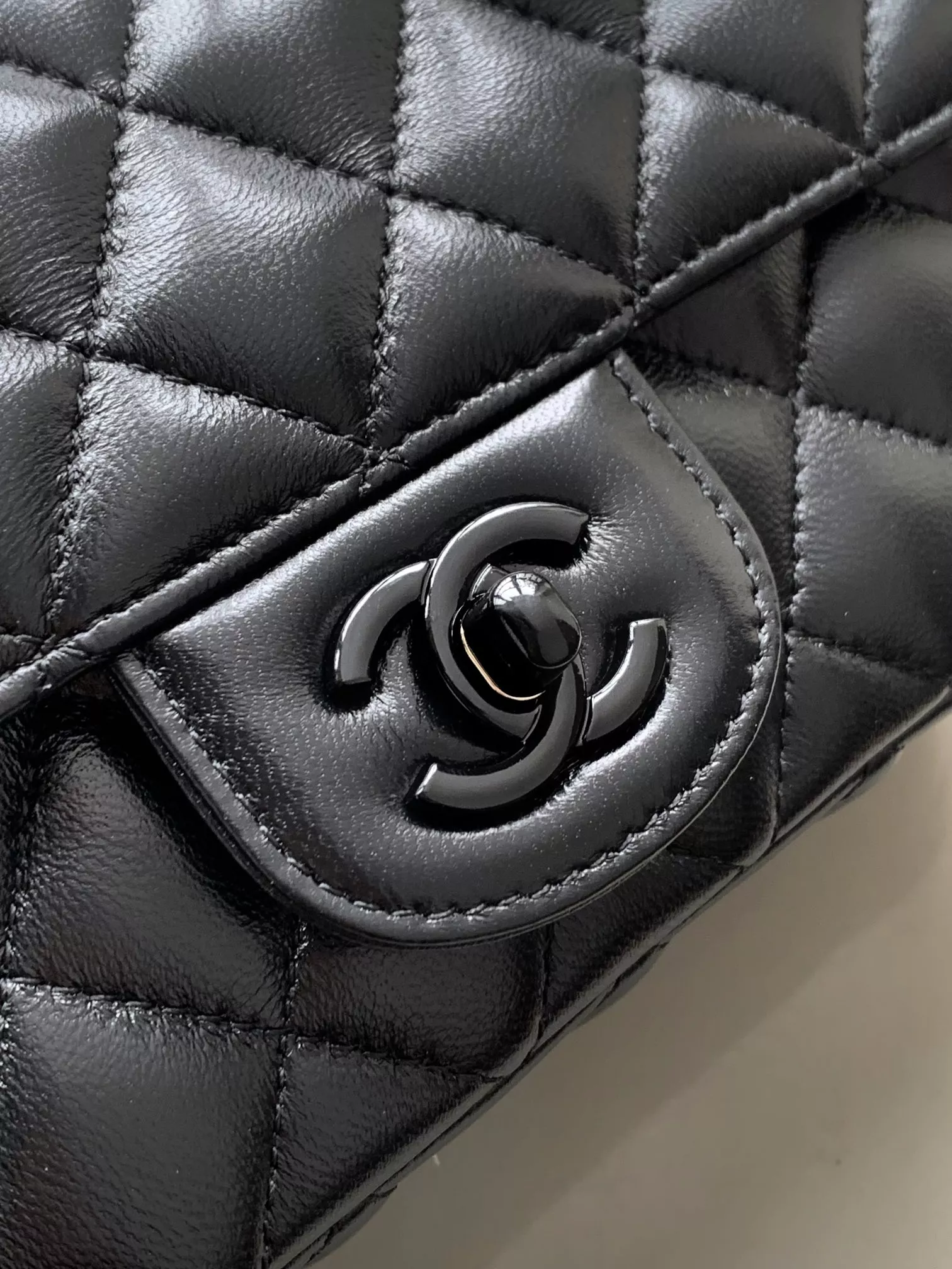 Chanel AAA Quality Messenger Bags For Women Versatile 2579 - Image 6