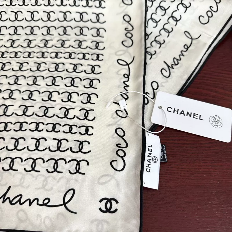 Chanel Silk Squares Unique 4040 - Image 5