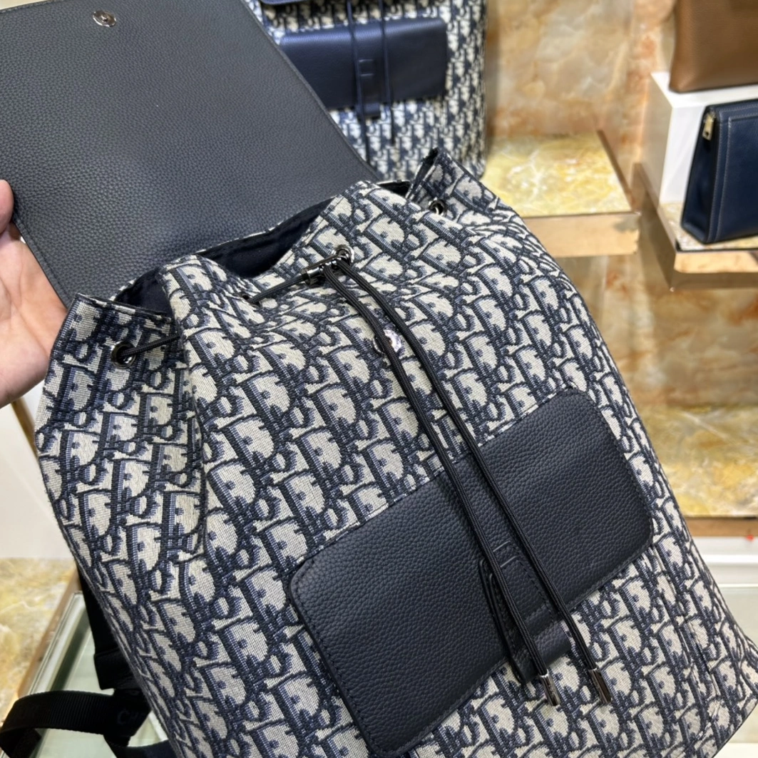 Christian Dior AAA Man Backpacks Practical 6068 - Image 6