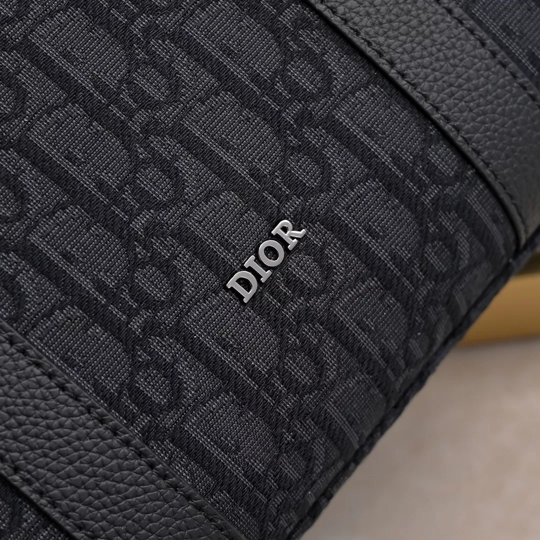 Christian Dior AAA Man Handbags Trendy 1402 - Image 4