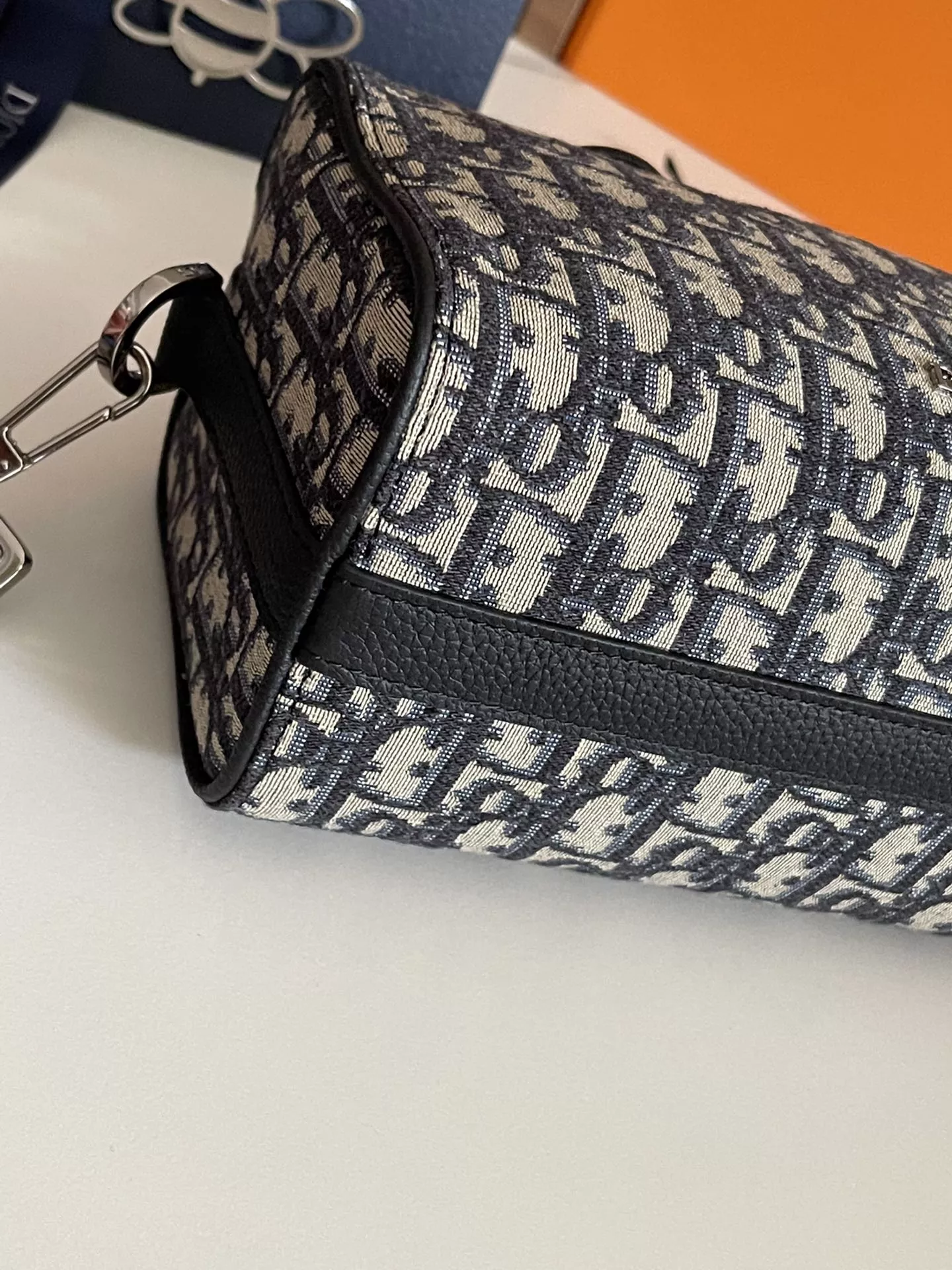 Christian Dior AAA Man Messenger Bags GoAnywhere 3254 - Image 4