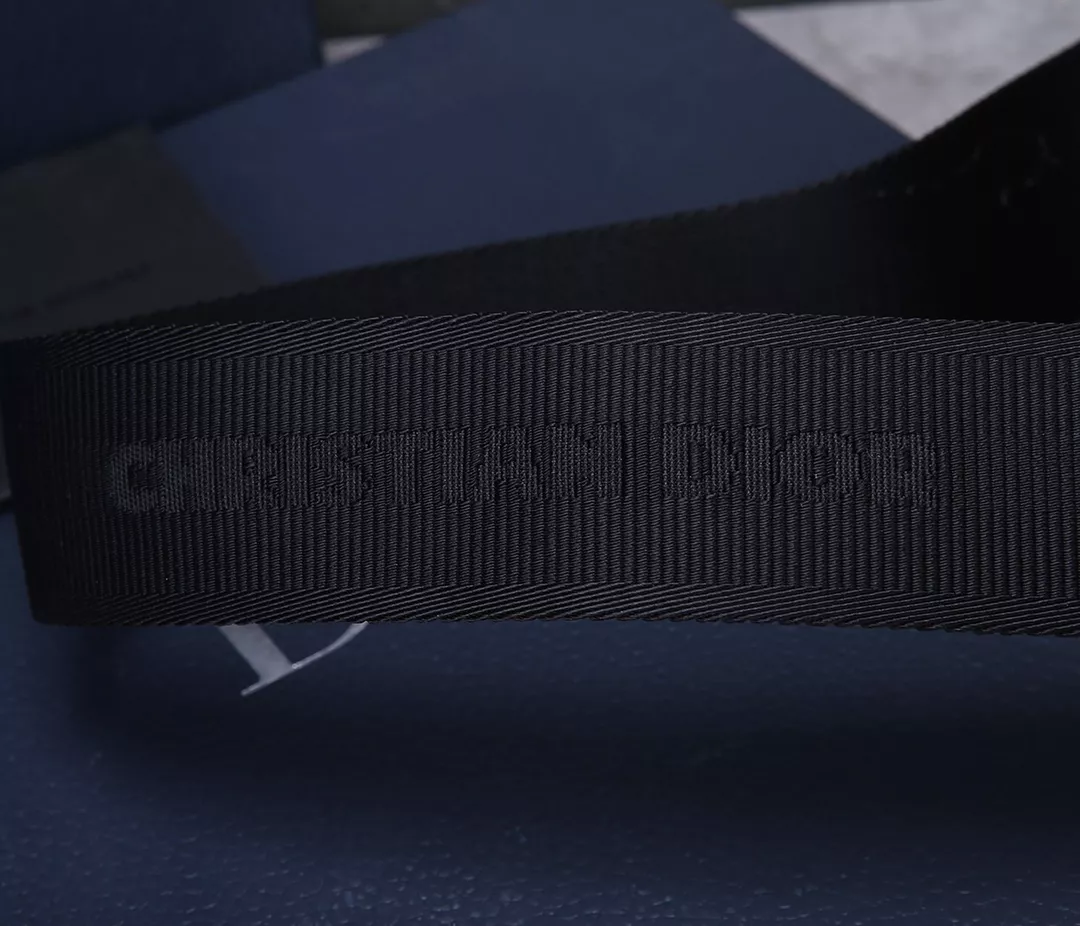 Christian Dior AAA Man Messenger Bags Modern 5807 - Image 5