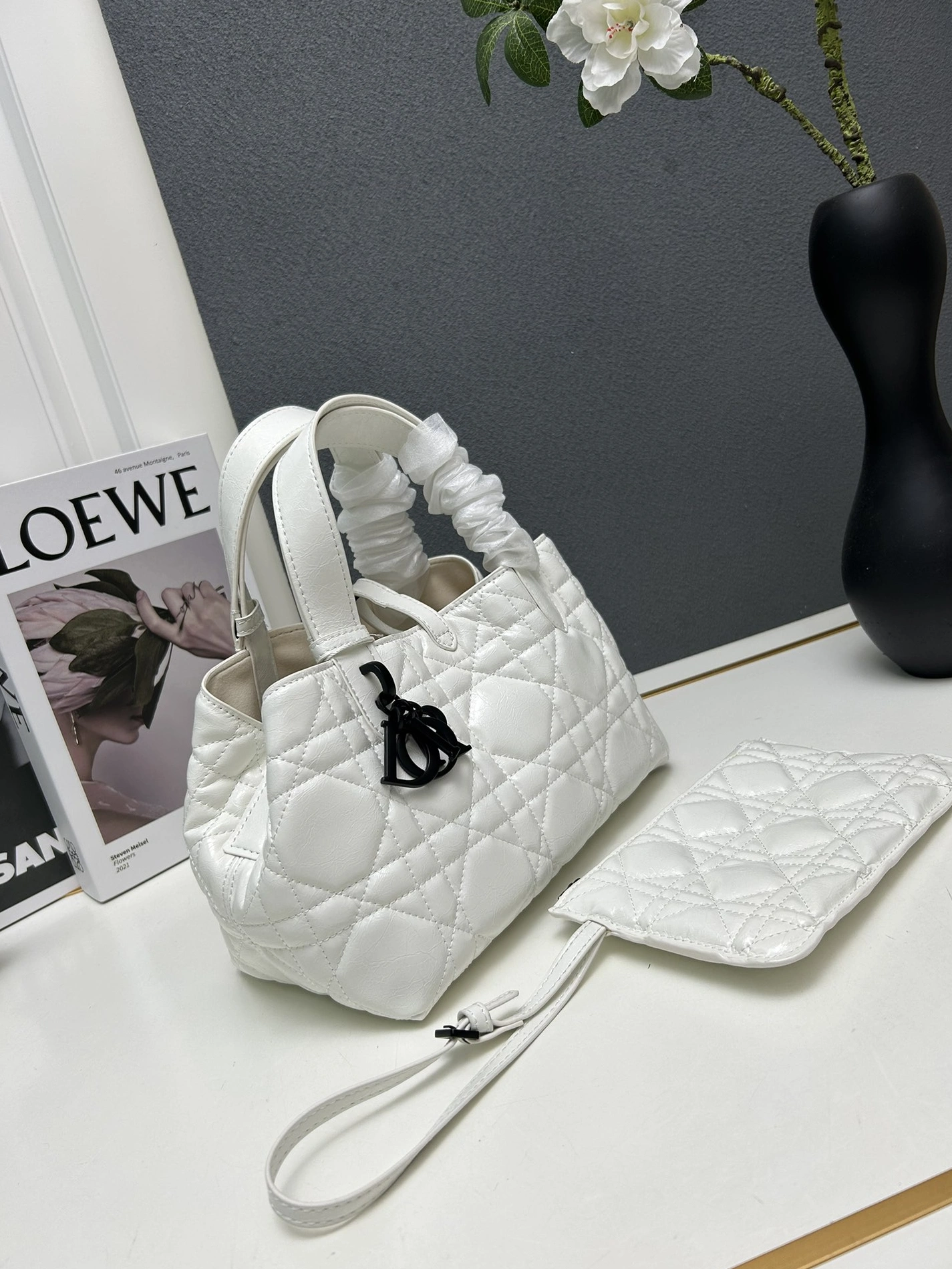 Christian Dior AAA Quality Handbags For Women Bold 4248 - Image 3