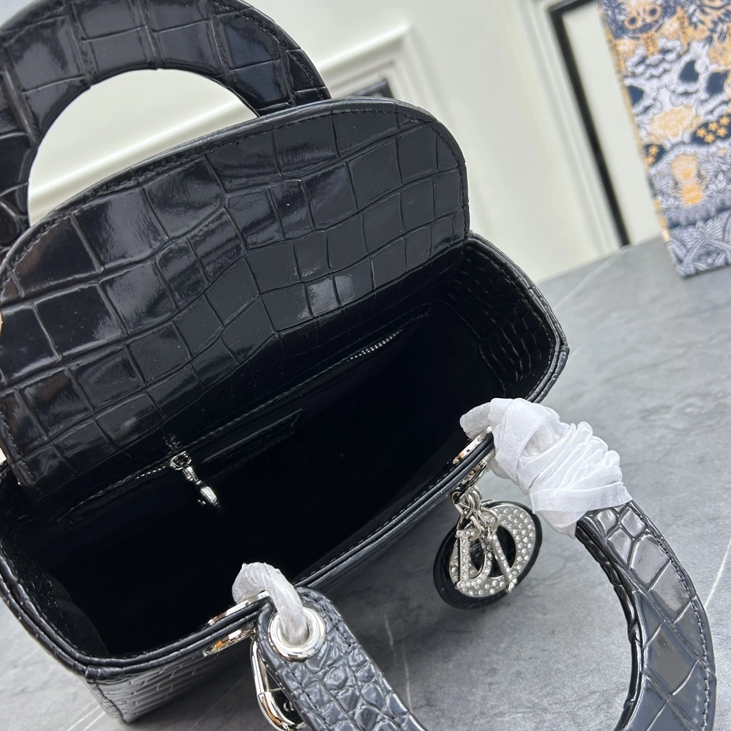 Christian Dior AAA Quality Handbags For Women Classic 2715 - Image 7