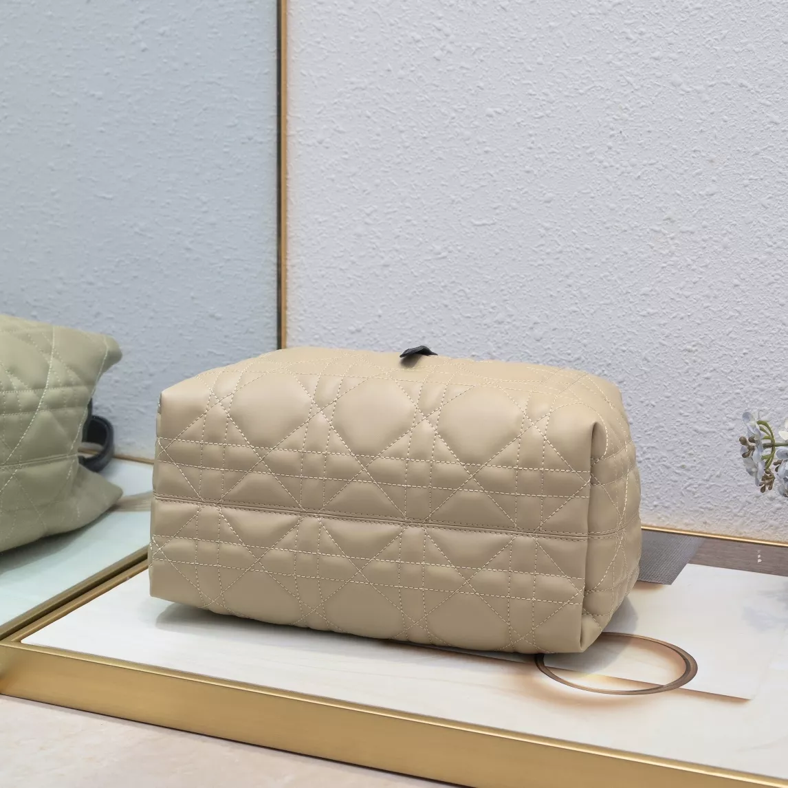 Christian Dior AAA Quality Handbags For Women Fashionable 2043 - Image 6