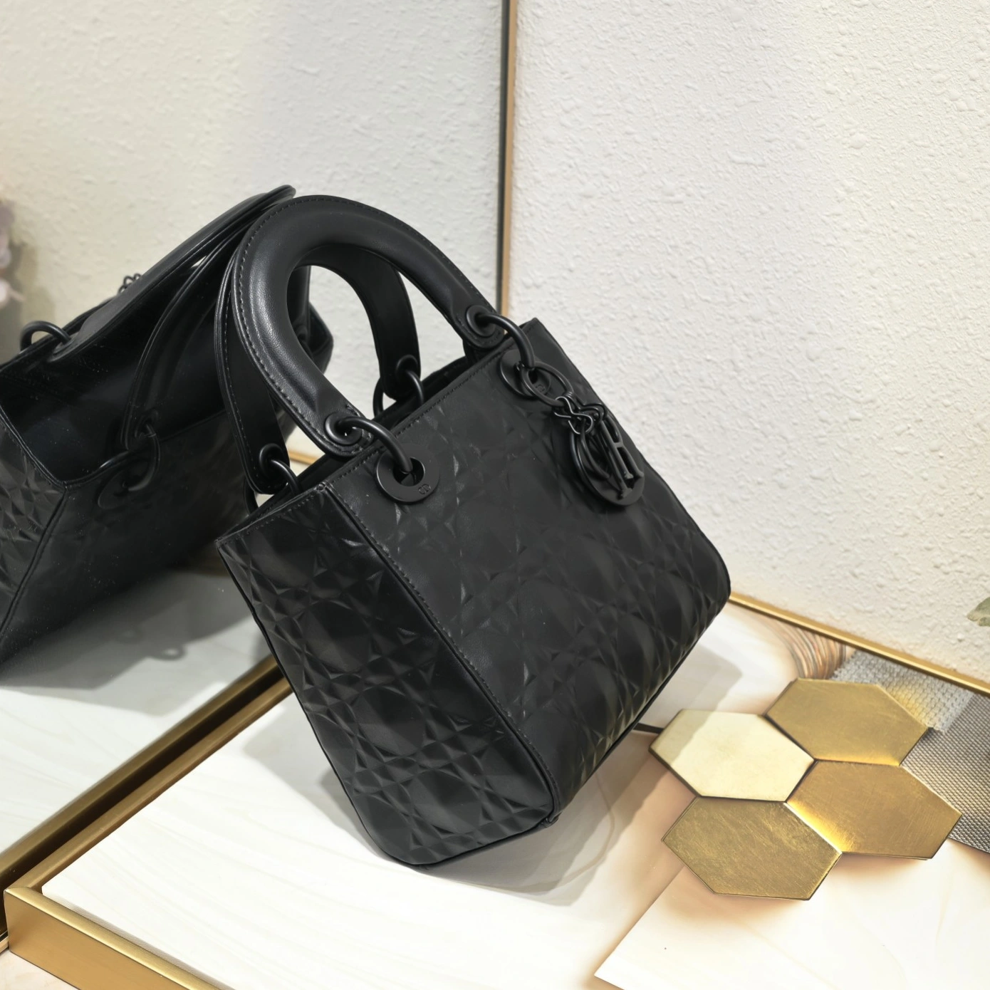 Christian Dior AAA Quality Handbags For Women Reliable 7141 - Image 3