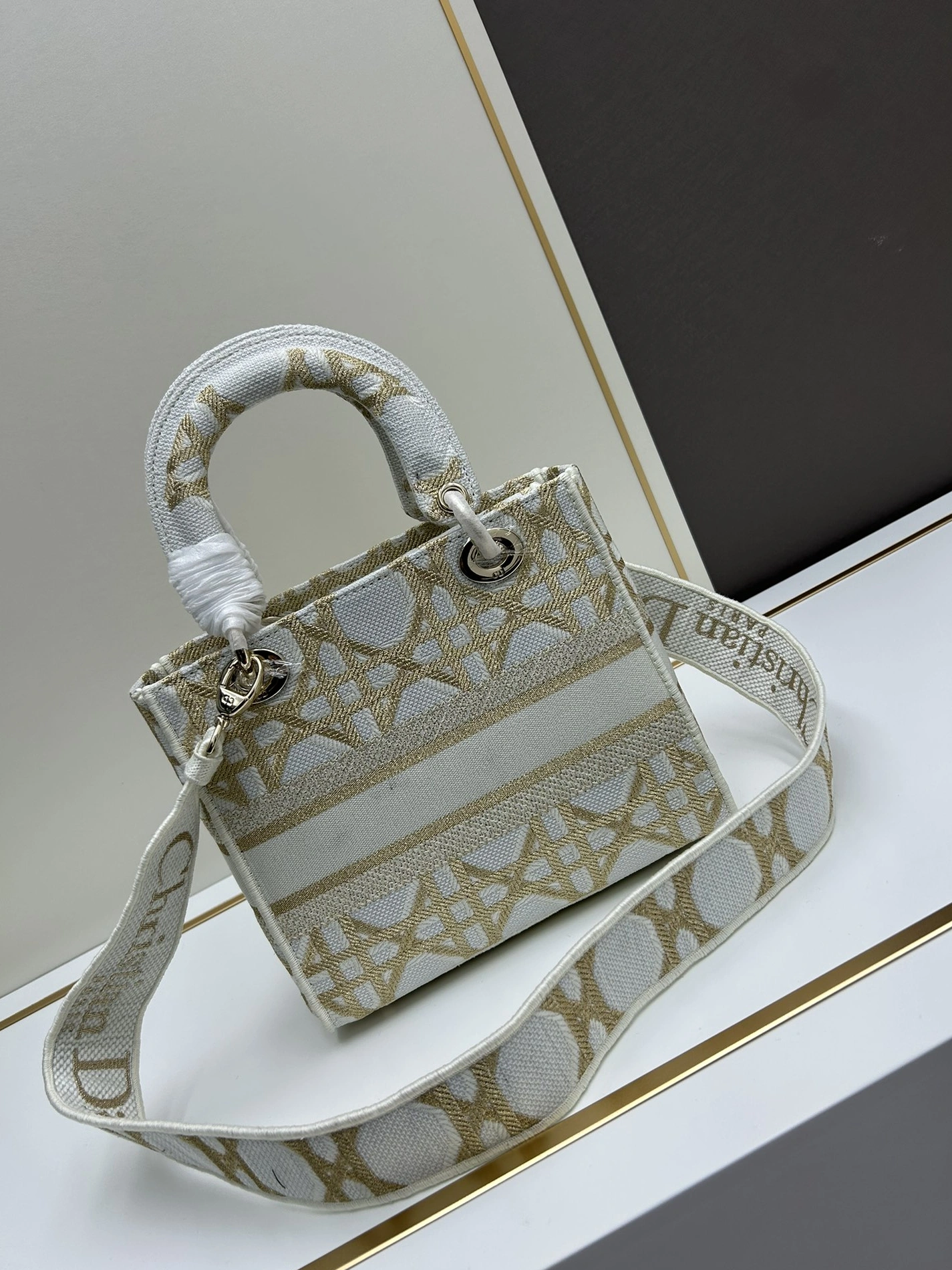 Christian Dior AAA Quality Handbags For Women SmartChoice 9228 - Image 3