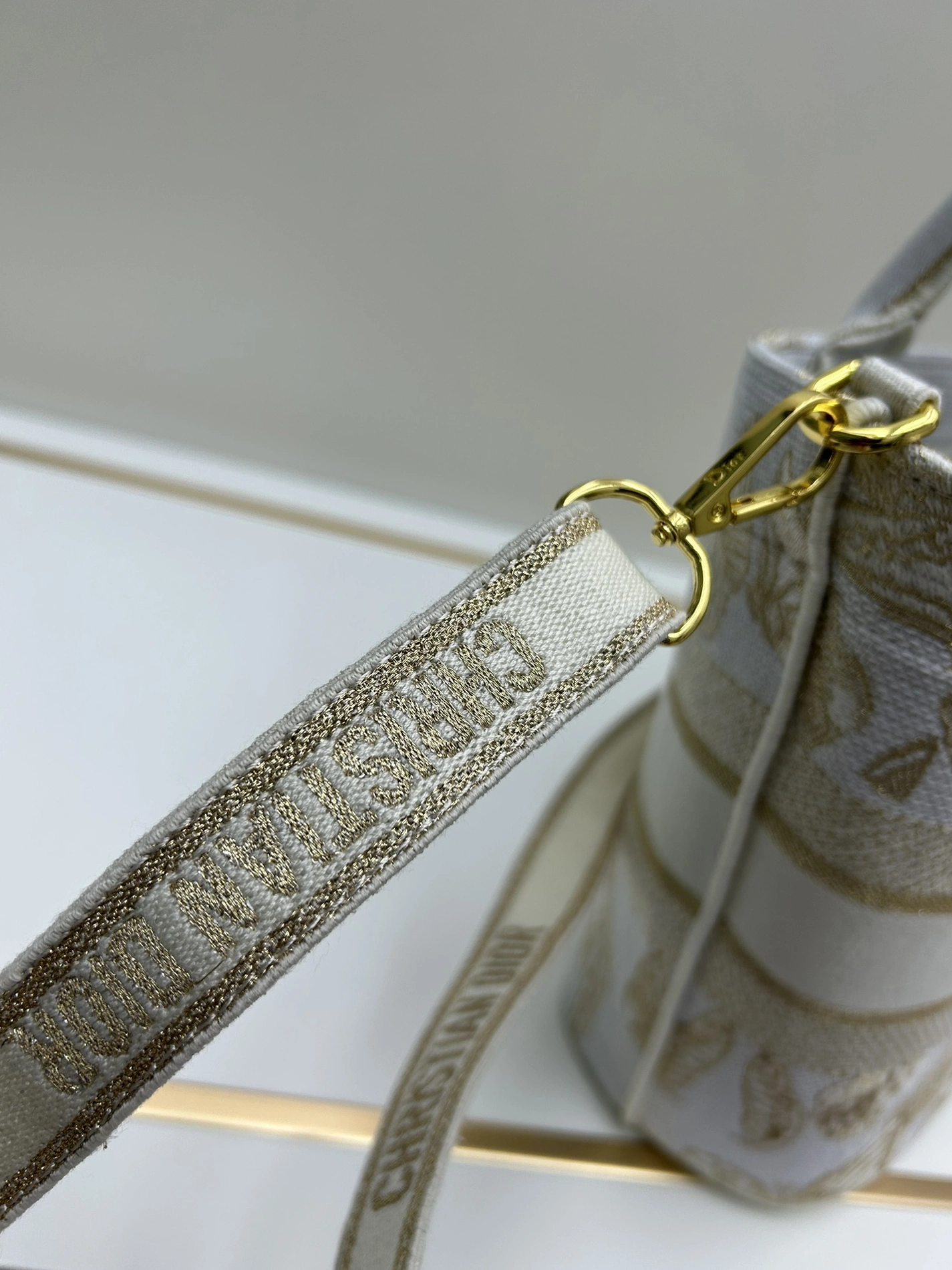 Christian Dior AAA Quality Handbags For Women Sophisticated 8659 - Image 6