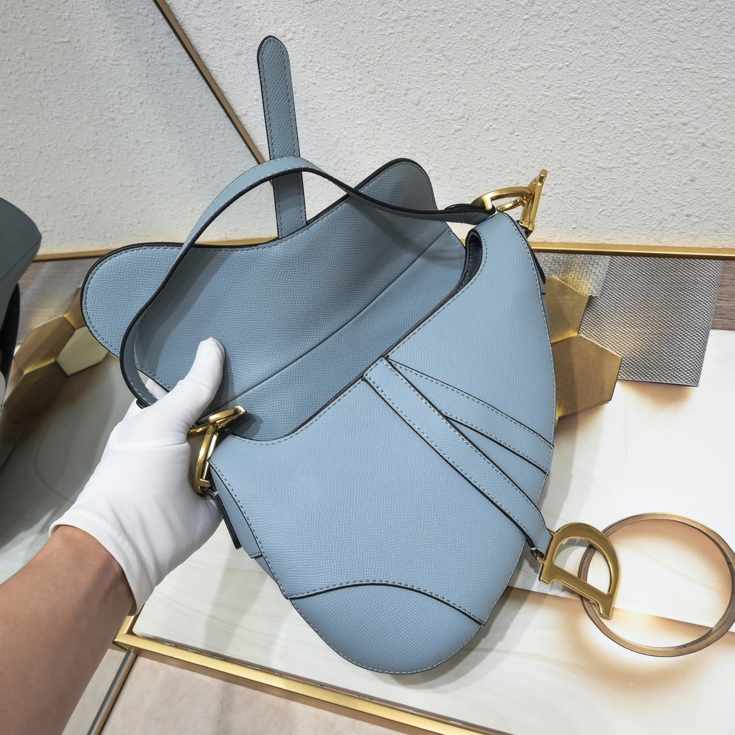 Christian Dior AAA Quality Messenger Bags For Women Cozy 8897 - Image 6