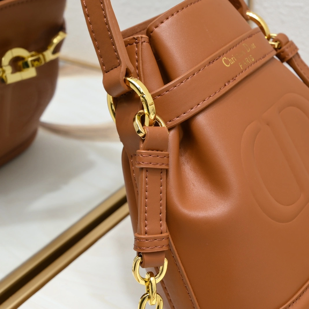 Christian Dior AAA Quality Messenger Bags For Women Cozy 8934 - Image 7