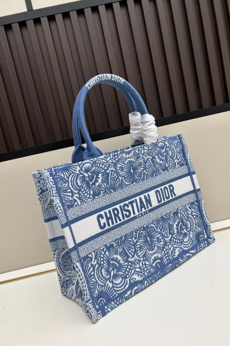 Christian Dior AAA Quality Tote-Handbags For Women Fashionable 7519