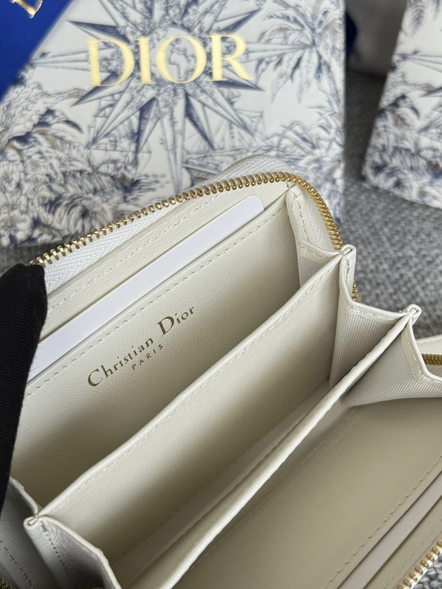 Christian Dior AAA Wallets For Women DailyWear 1958 - Image 7