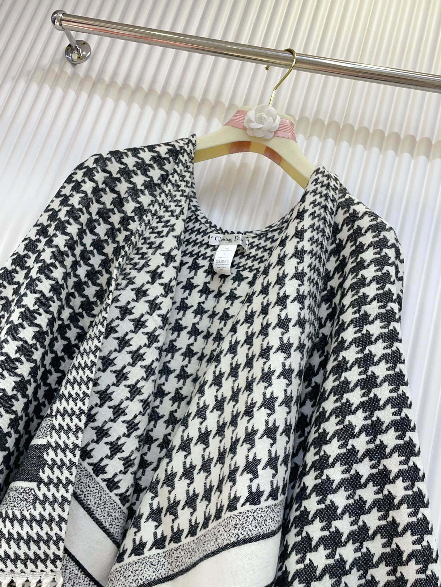 Christian Dior Poncho Unique 7218