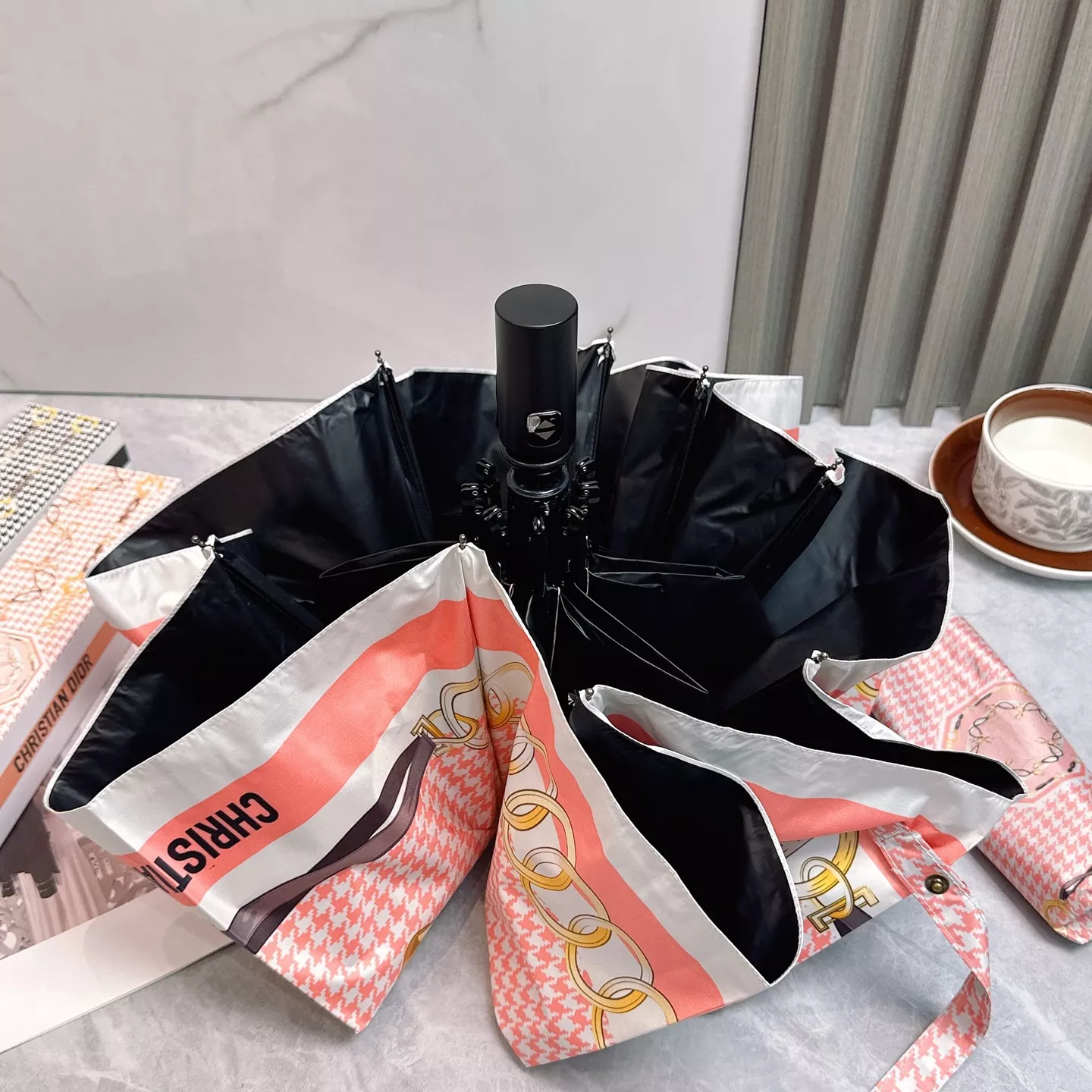 Christian Dior Umbrellas Elegant 5774 - Image 6