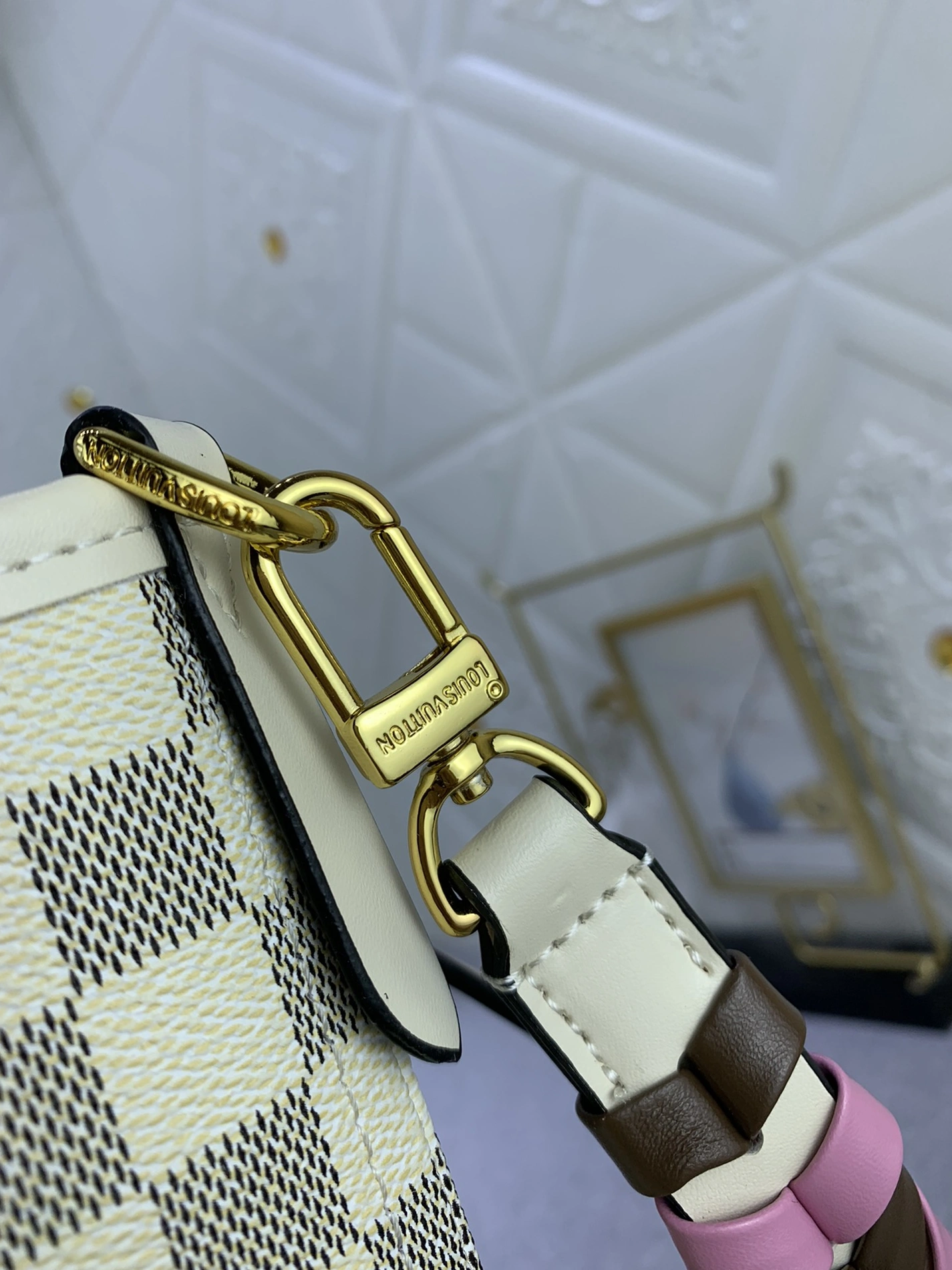 Classic 1765 Louis Vuitton AAA Quality Shoulder Bags For Women - Image 6