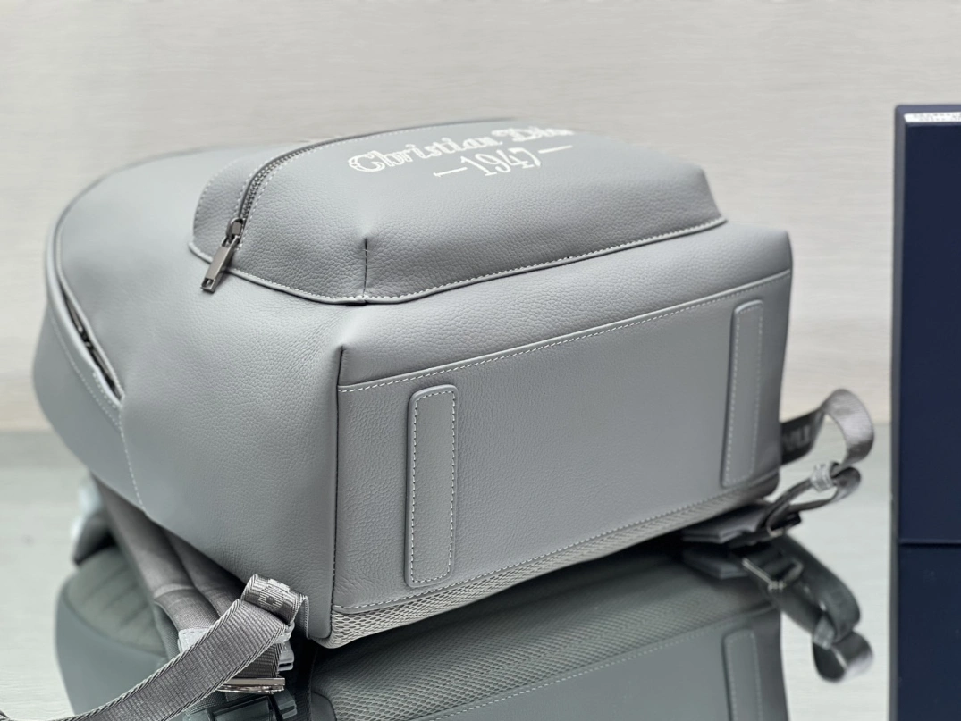 Classic 4531 Christian Dior AAA Man Backpacks - Image 6