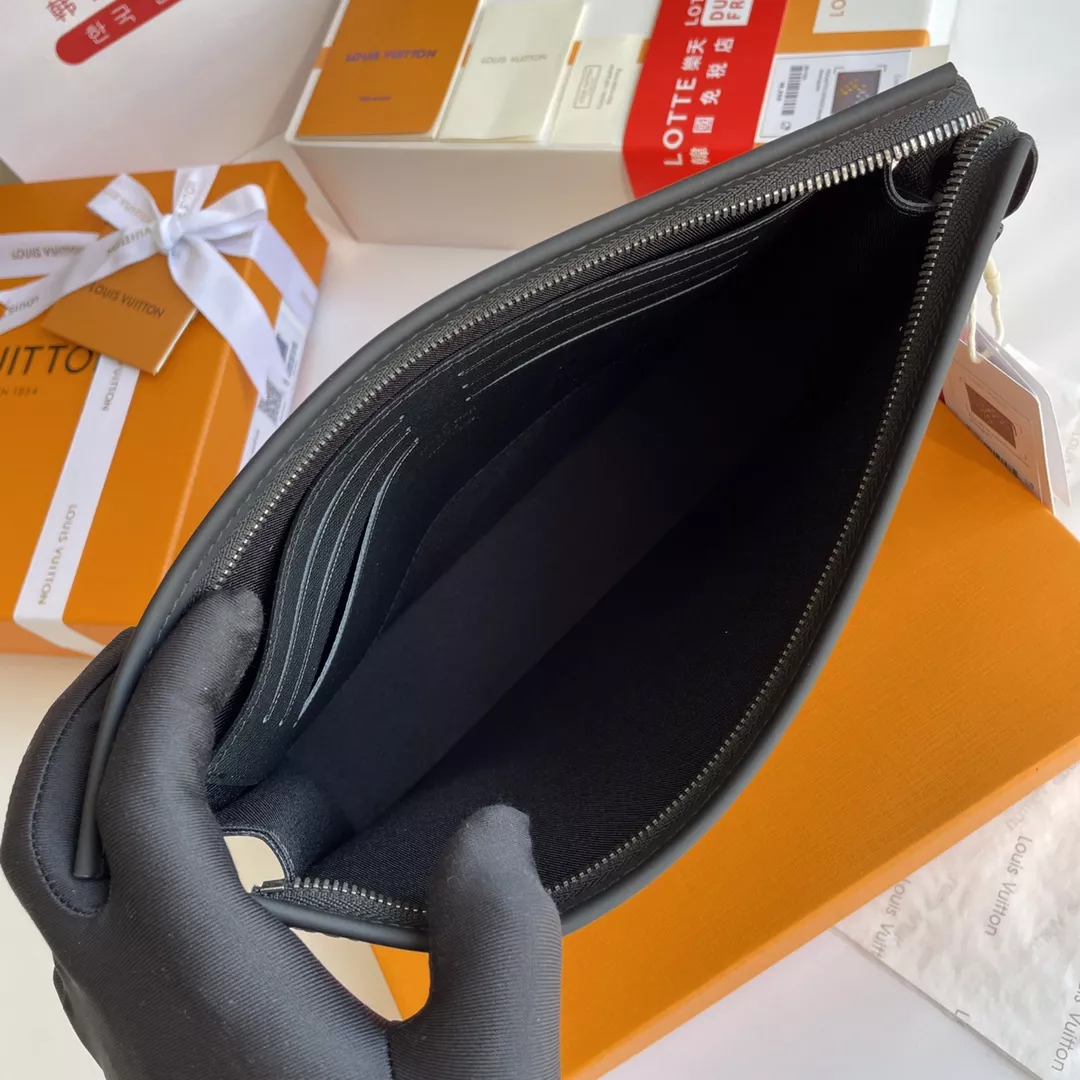 Comfortable 704 Louis Vuitton AAA Quality Wallets - Image 8