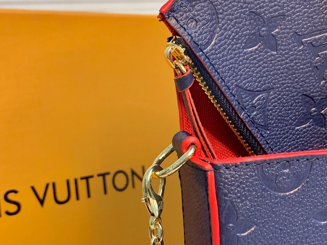 Comfortable 9699 Louis Vuitton LV Wallets For Women - Image 4