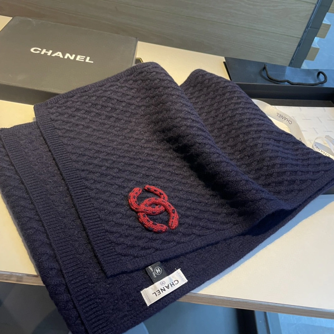 Cozy 6189 Chanel Scarves - Image 3