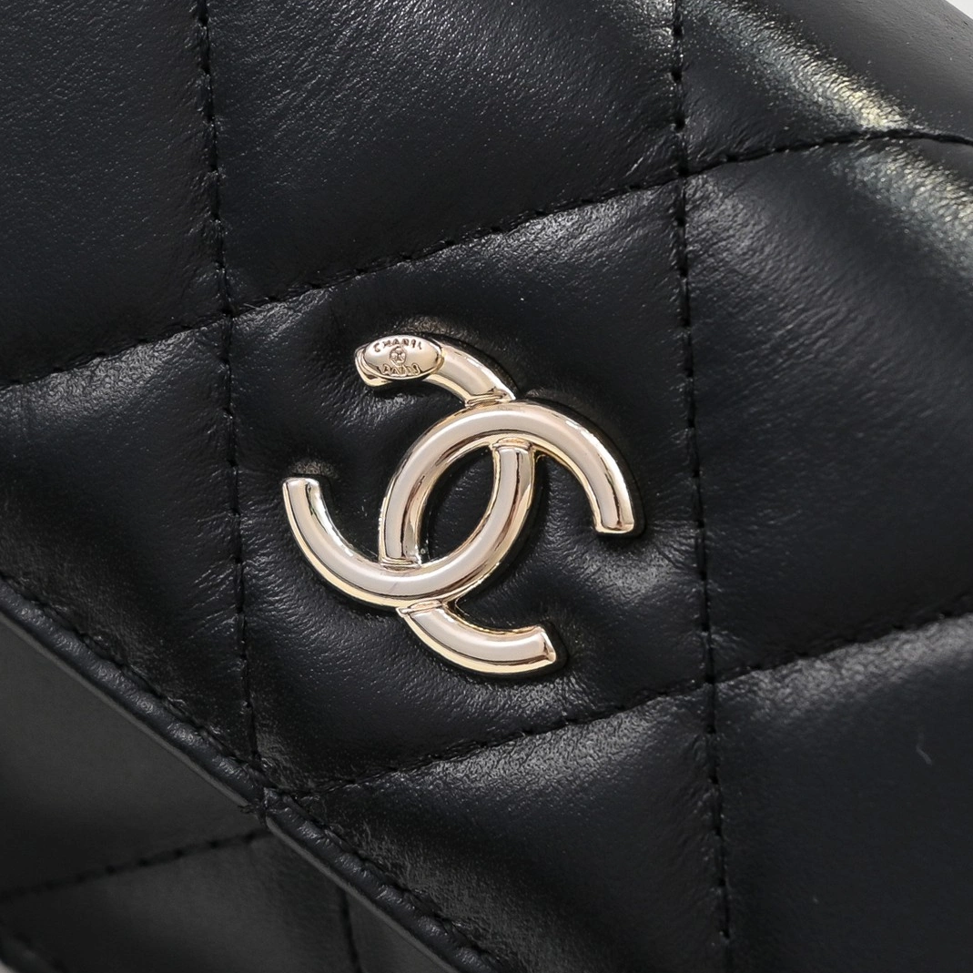 DailyWear 1927 Chanel AAA Quality Messenger Bags For Women - Image 4