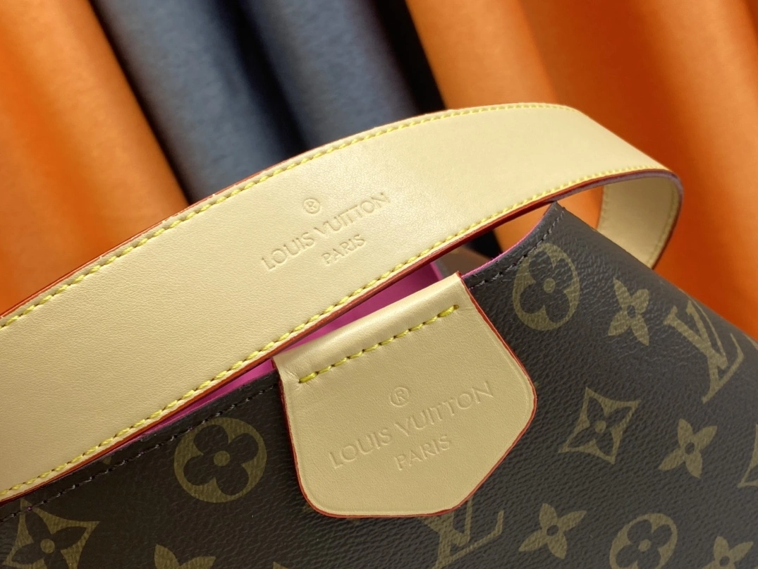 DailyWear 535 Louis Vuitton AAA Quality Shoulder Bags In Rose Red For Women - Image 6