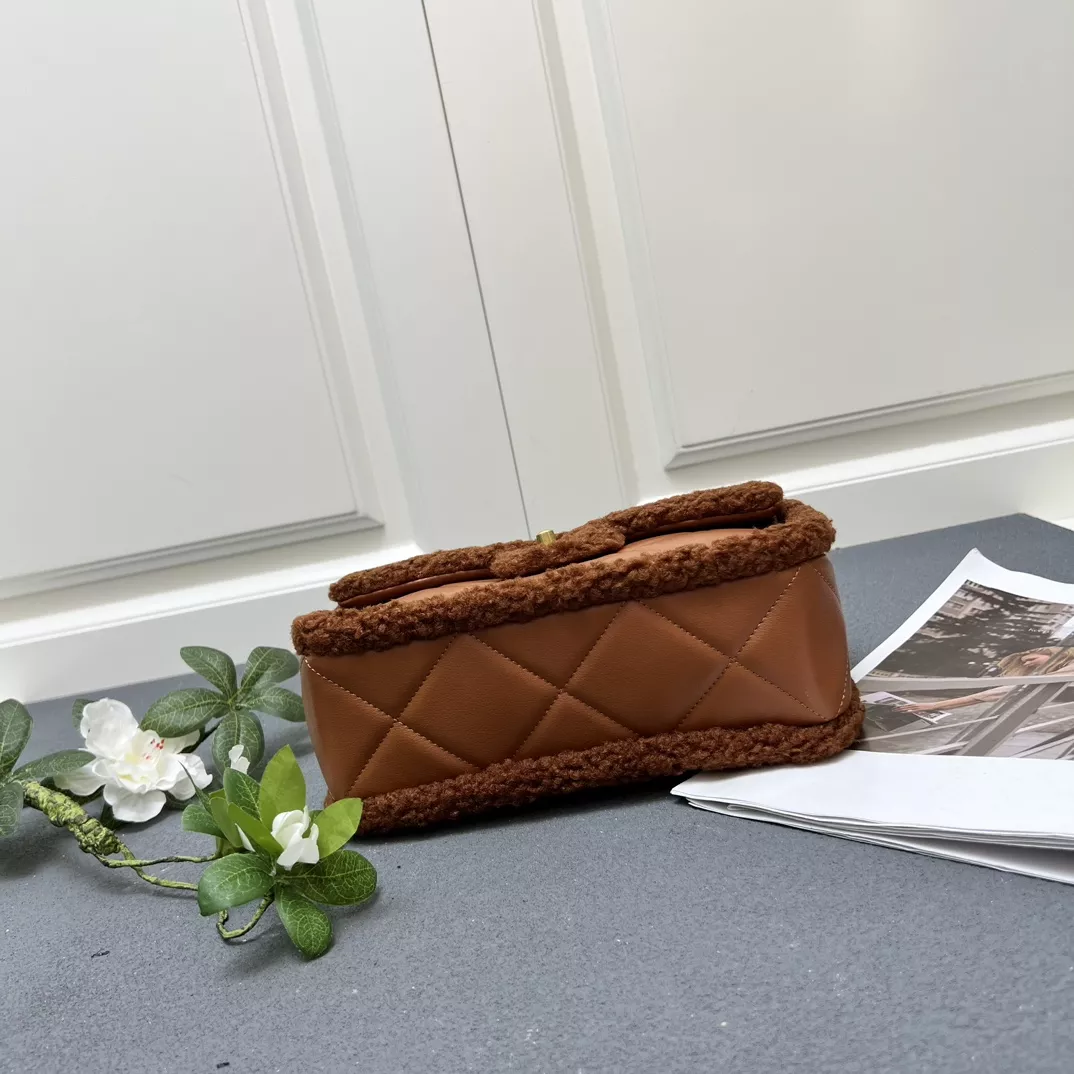 Durable 2122 Chanel AAA Quality Shoulder Bags For Women - Image 6