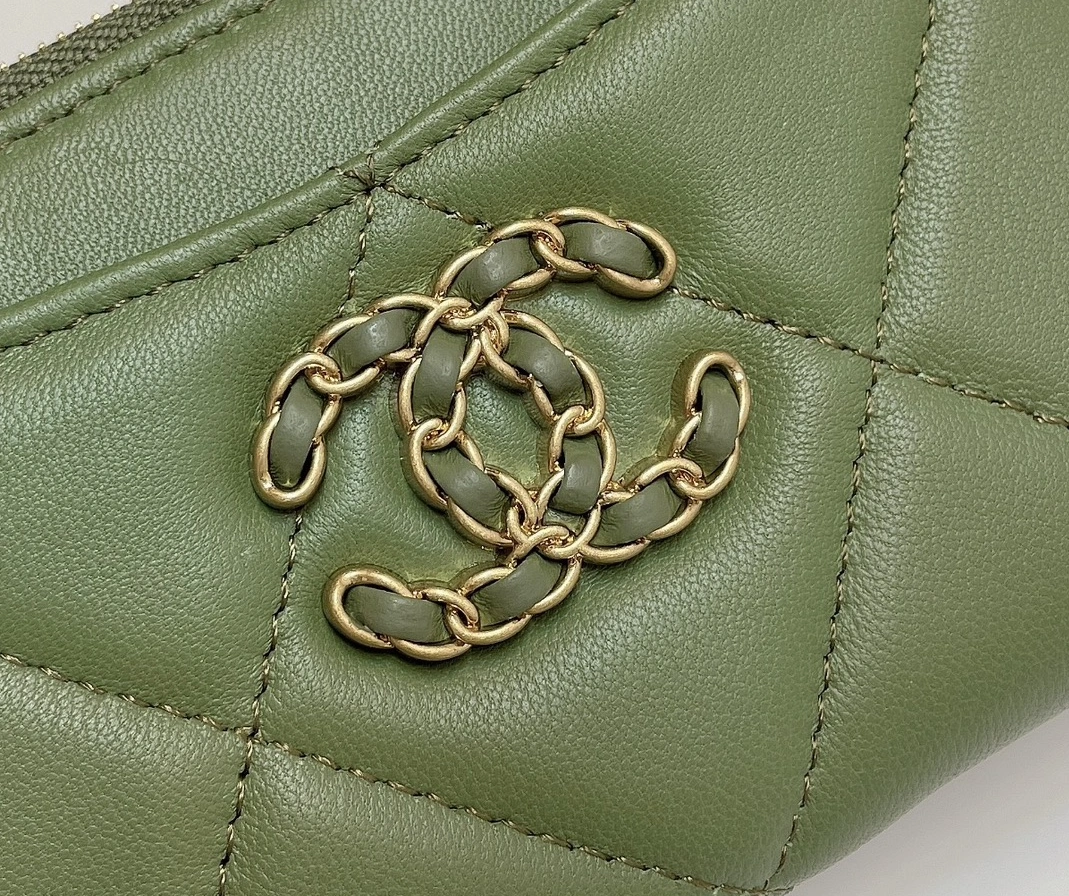 Durable 4817 Chanel Card Case - Image 6