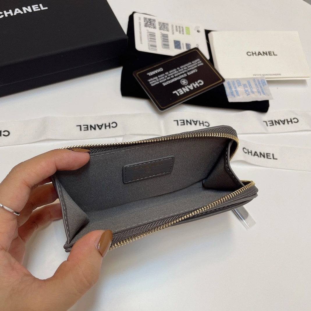 Durable 5952 Chanel Card Case - Image 7