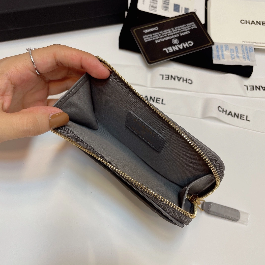 Durable 5952 Chanel Card Case - Image 8