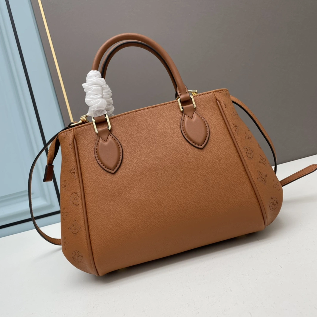 Efficient 8300 Louis Vuitton AAA Quality Handbags For Women - Image 3