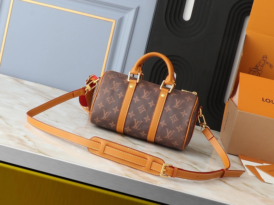 Elegant 4350 Louis Vuitton AAA Quality Handbags For Women