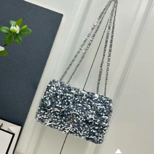 Elegant 5881 Chanel AAA Quality Shoulder Bags For Women