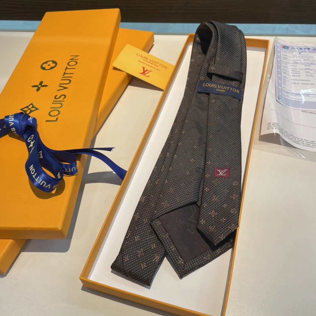 Elegant 6042 Louis Vuitton LV Necktie For Men - Image 7