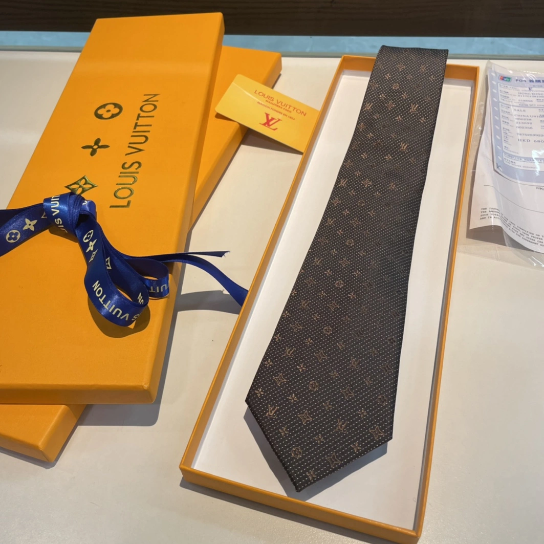 Elegant 6042 Louis Vuitton LV Necktie For Men - Image 8