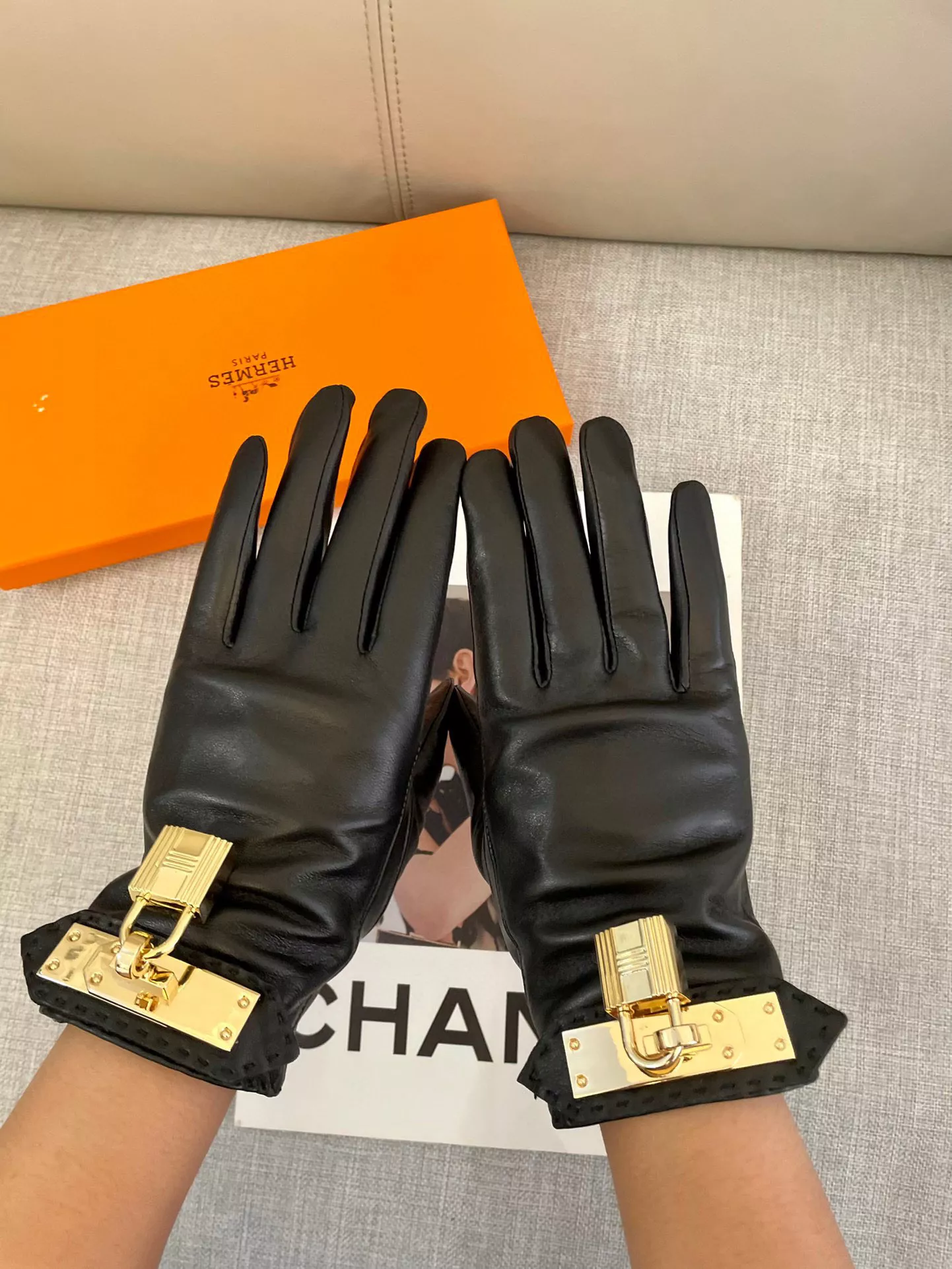 Elegant 9745 Hermes Gloves For Women - Image 6