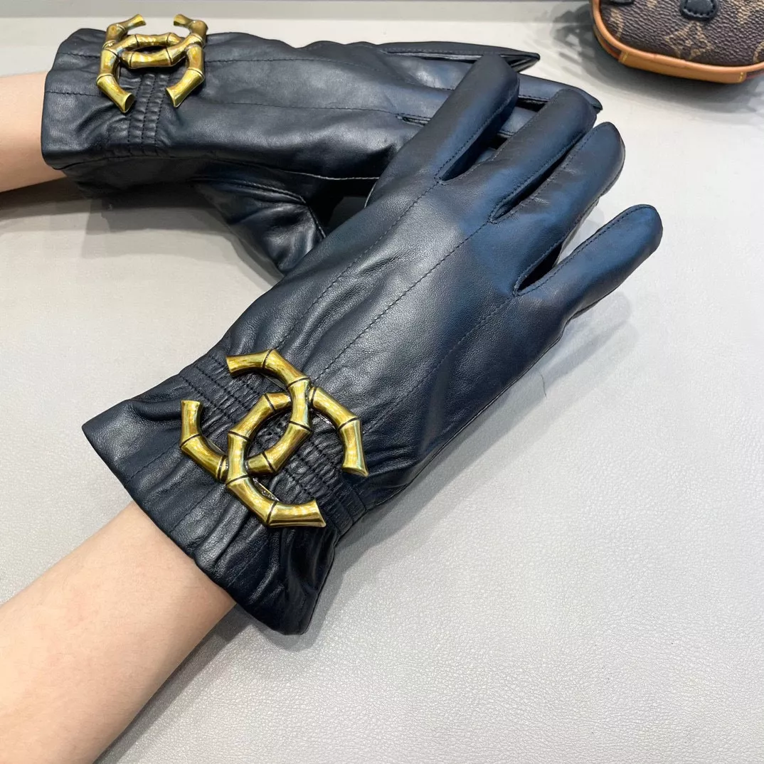 EyeCatching 1830 Chanel Gloves For Women - Image 4